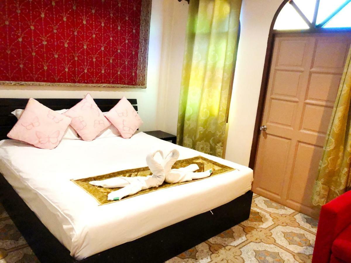 Goldsea Beach Patong Экстерьер фото